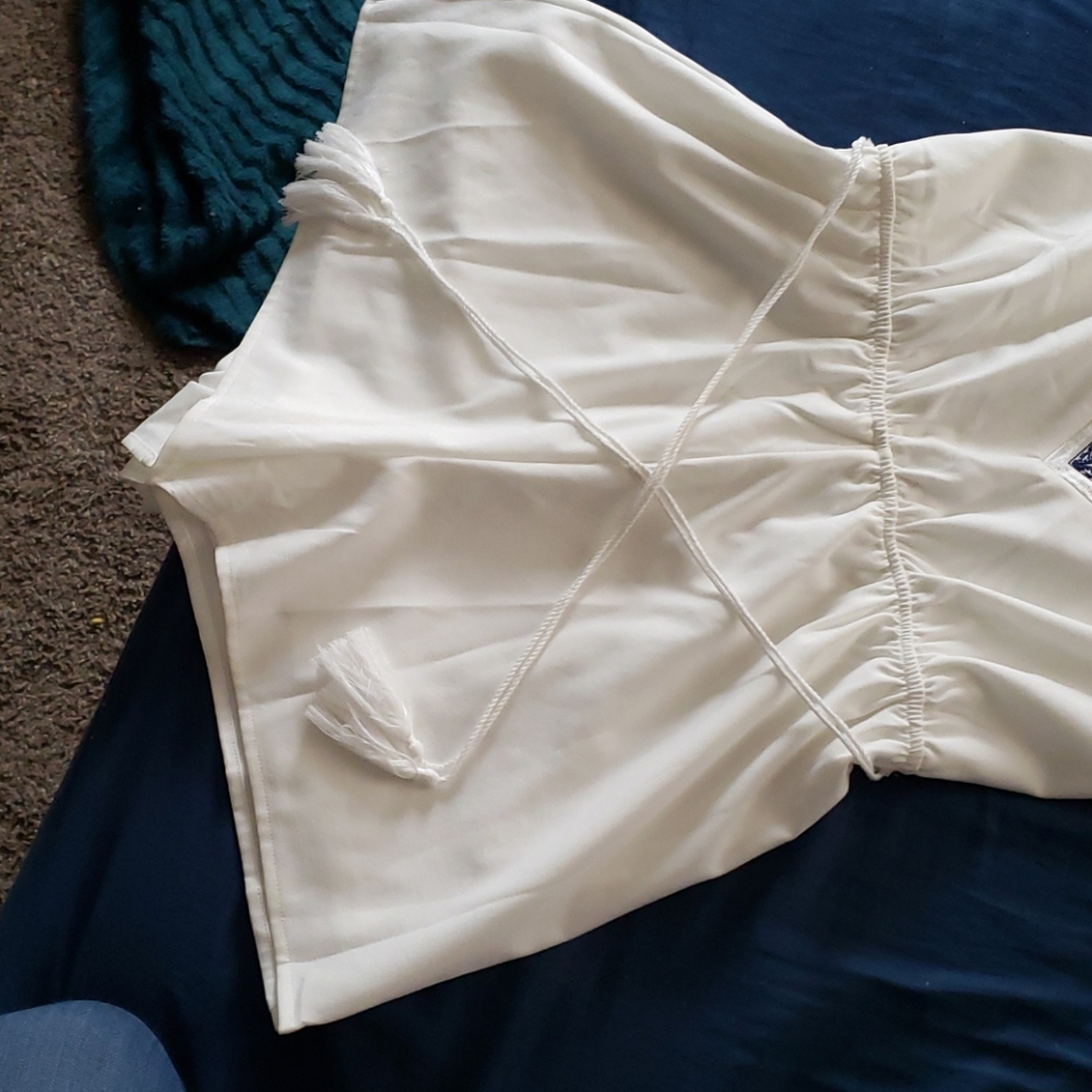 Romper - Picture 2 of 4